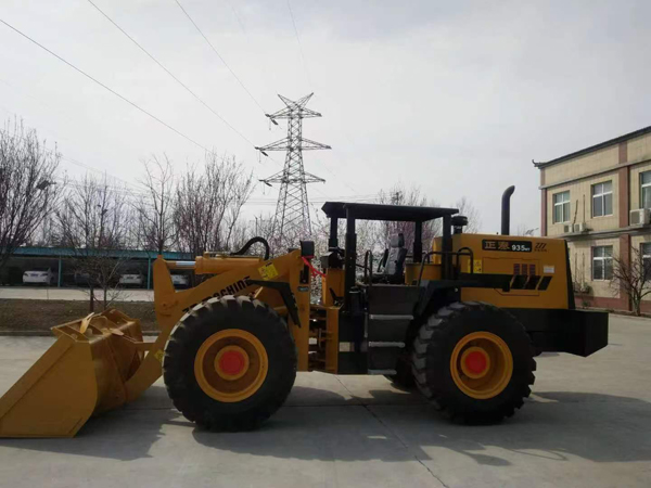 30型矿用井下装载机